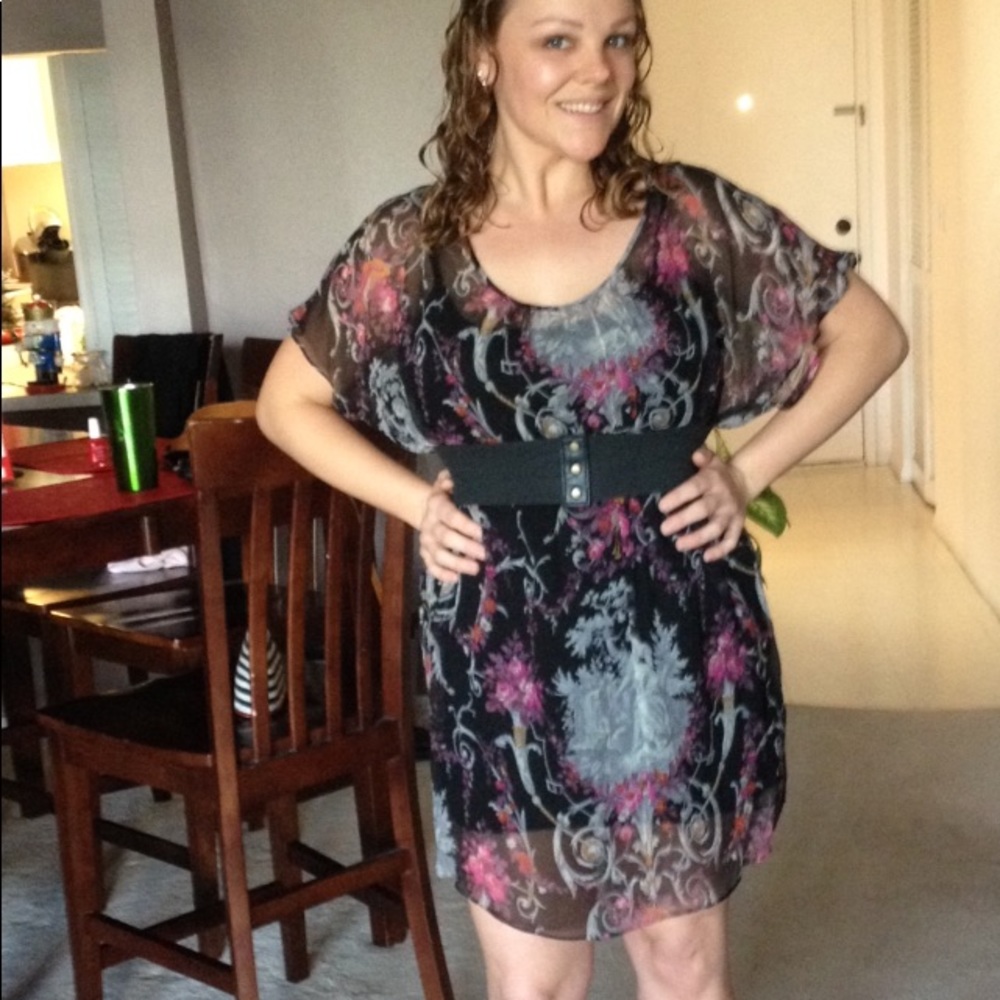 BETSEY JOHNSON FLORAL DRESS MADE IN USA SIZE M